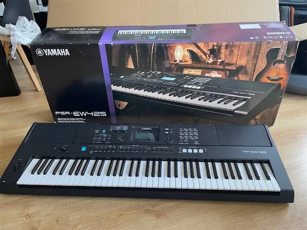 Grote foto yamaha psr ew425 keyboard muziek en instrumenten keyboards