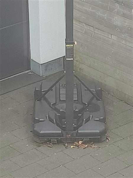 Grote foto kwaliteitsvolle basketbalring met staander sport en fitness basketbal