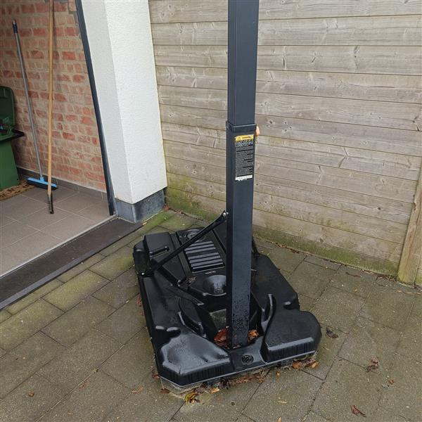 Grote foto kwaliteitsvolle basketbalring met staander sport en fitness basketbal