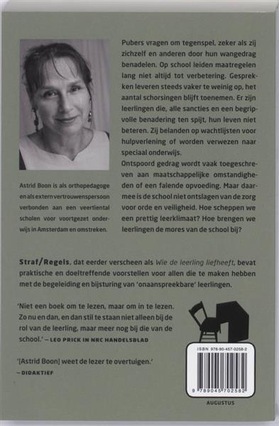 Grote foto straf regels boeken studieboeken