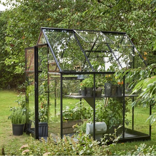 Grote foto tuinkas qube 66 zwart gecoat tuin en terras tuinhuisjes en blokhutten