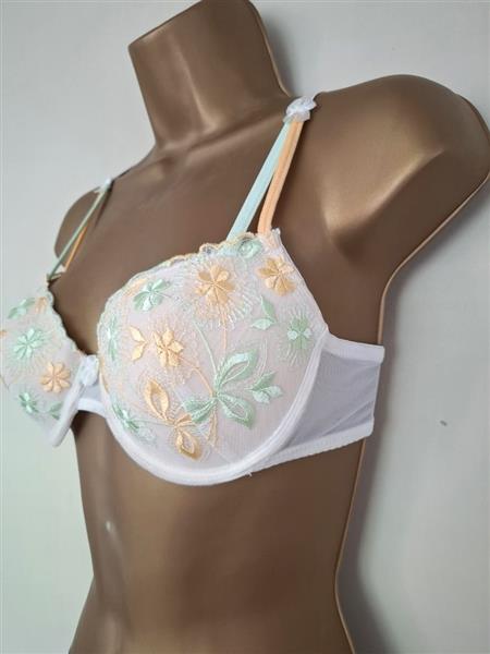 Grote foto roomwitte voorgevormde bh met doorzichtige string kleding dames ondergoed en lingerie