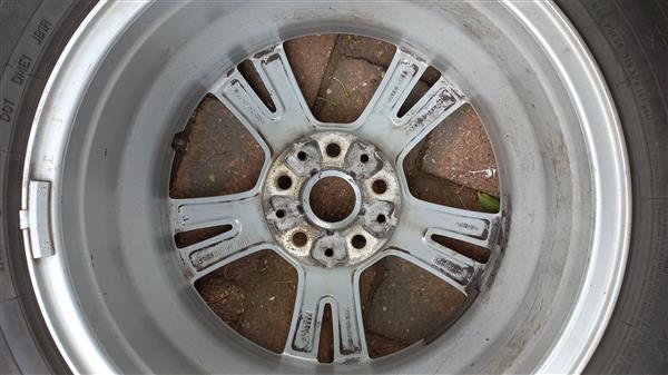 Grote foto velgen auto onderdelen banden en velgen
