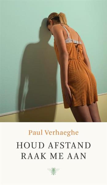 Grote foto houd afstand raak me aan boeken psychologie