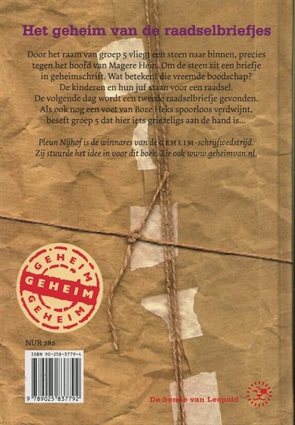 Grote foto het geheim van de raadselbriefjes geheim boeken jeugd 13 jaar en ouder