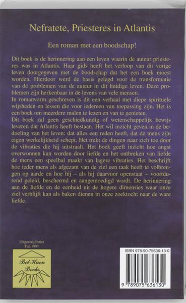Grote foto nefratete boeken literatuur