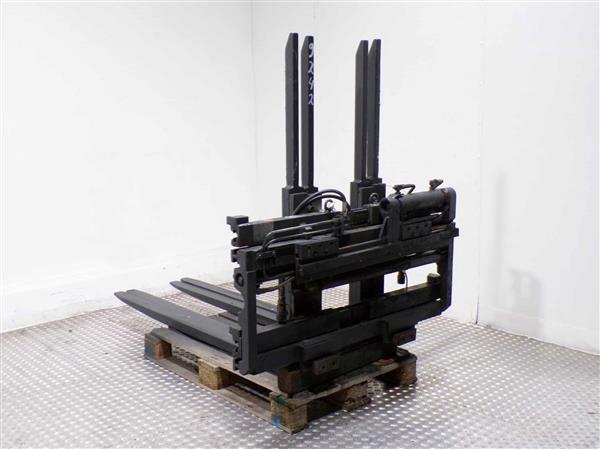 Grote foto stabau vorkenversteller dubbel outlet agrarisch heftrucks