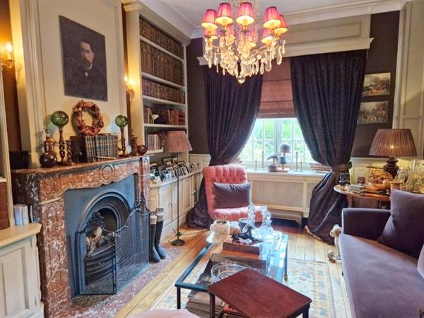 Grote foto bouillon prachtige woning zicht op kasteel. huizen en kamers bestaand benelux