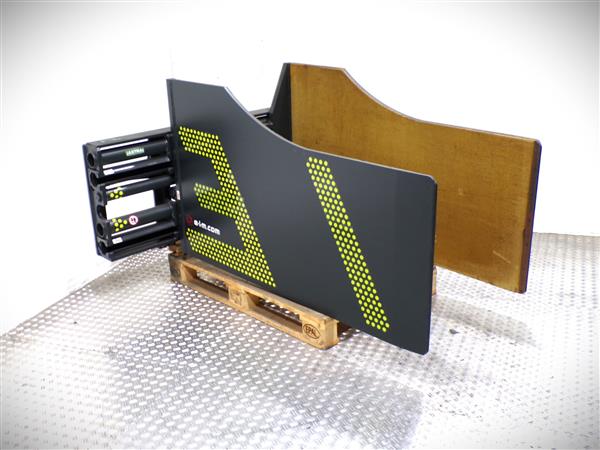 Grote foto elm balenklem agrarisch heftrucks