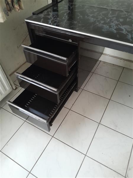 Grote foto bureau met opzetstuk huis en inrichting computermeubels