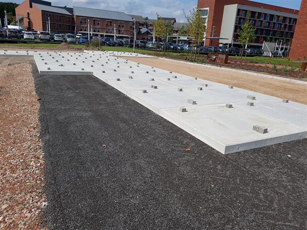 Grote foto betonplaat keerwand paardenplaat doe het zelf en verbouw overige doe het zelf en verbouw