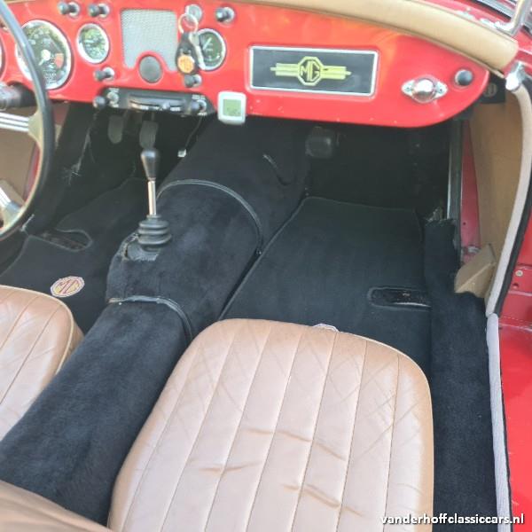 Grote foto mga rood 1959 vraagprijs 23.500 auto mg