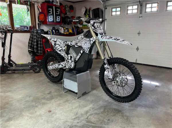 Grote foto 2024 stark varg alpha fietsen en brommers bmx en crossfietsen