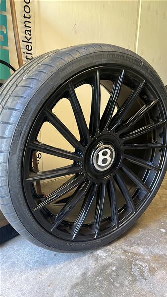 Grote foto bentley bentayga custom made velgen auto onderdelen banden en velgen