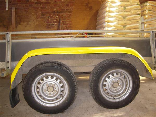 Grote foto aanhangwagen geremd 2 ton auto diversen aanhangers