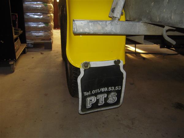Grote foto aanhangwagen geremd 2 ton auto diversen aanhangers