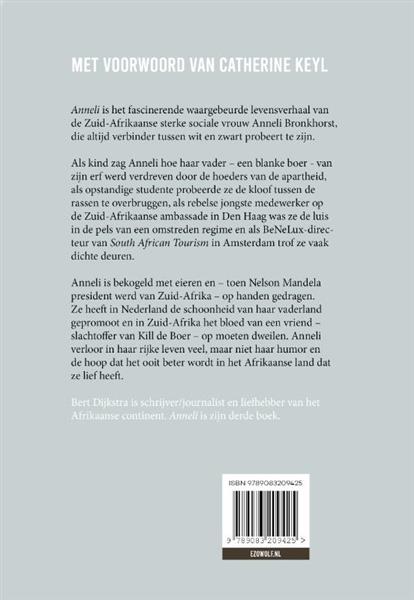 Grote foto anneli tussen zwart en wit boeken literatuur