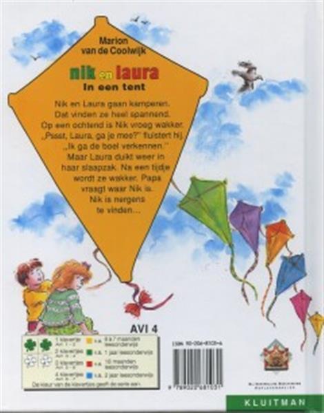 Grote foto in een tent klavertje twee serie boeken jeugd 13 jaar en ouder