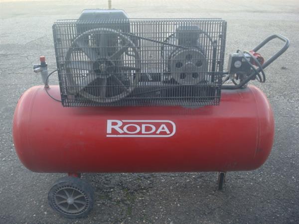 Grote foto roda compressor 380 volt auto diversen gereedschap
