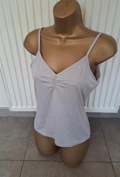 Grote foto topje met mooie v hals in zilver muisgrijs kleding dames tops
