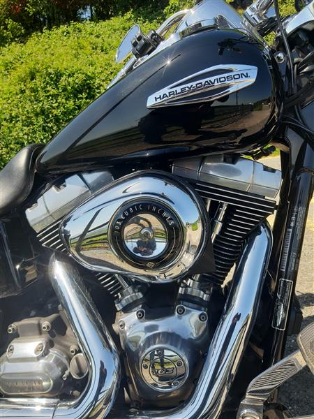 Grote foto dyna switschback bj2016 motoren harley davidson