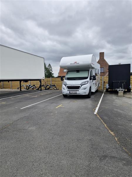 Grote foto ruime staanplaats te huur mobilhome caravan ... caravans en kamperen stalling