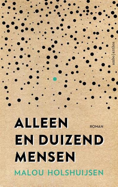 Grote foto alleen en duizend mensen boeken overige boeken