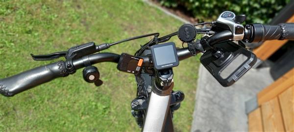 Grote foto e fatbike fietsen en brommers elektrische fietsen