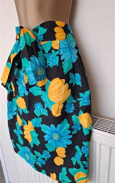 Grote foto elegante vintage zwarte rok met bloemen 38 kleding dames rokken