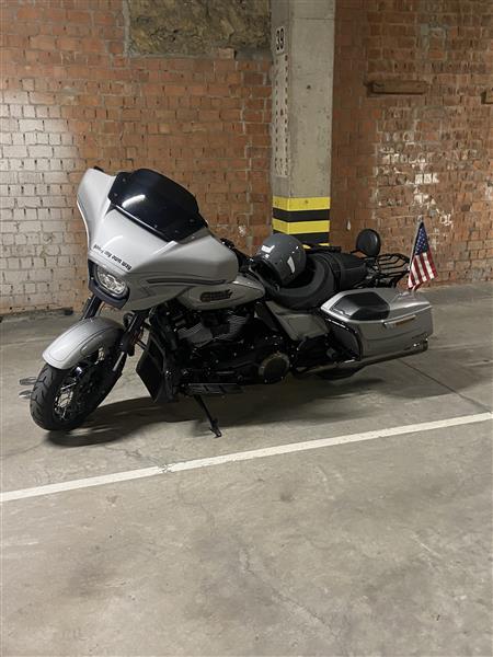 Grote foto cvo street glide anniversary 120 motoren harley davidson