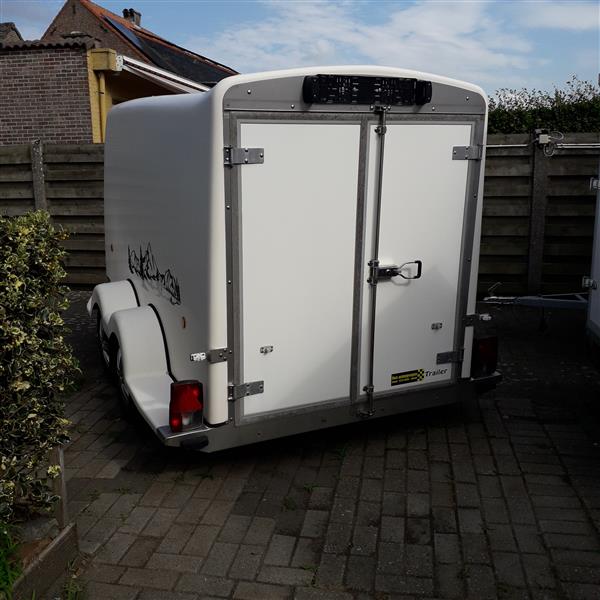Grote foto gesloten aanhangwagen polyester auto diversen aanhangers