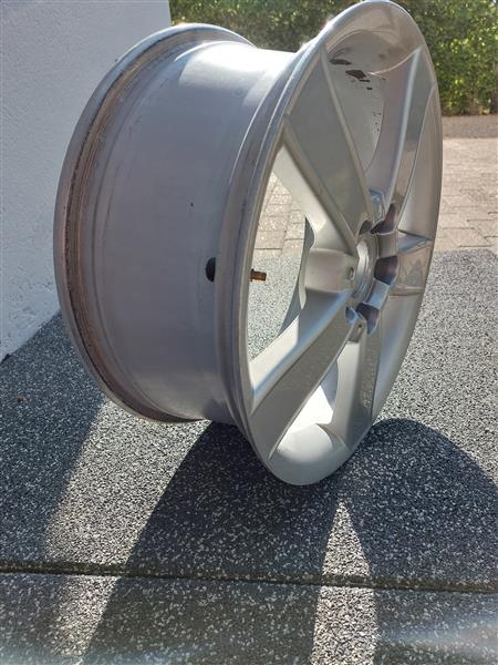 Grote foto velgen auto onderdelen banden en velgen