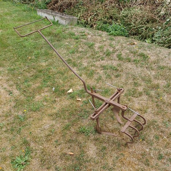 Grote foto handploeg tuin en terras tuingereedschap