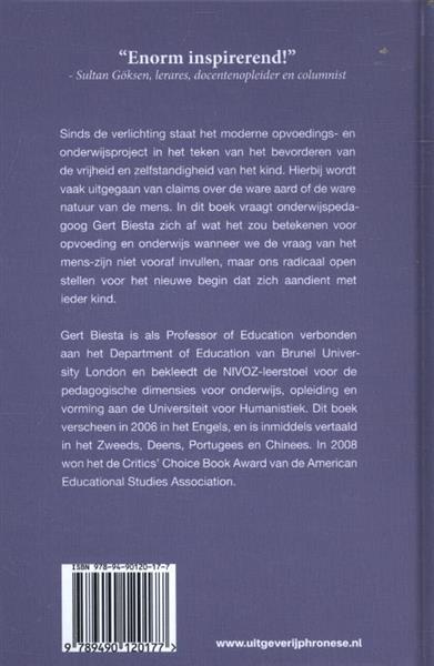 Grote foto het leren voorbij boeken studieboeken