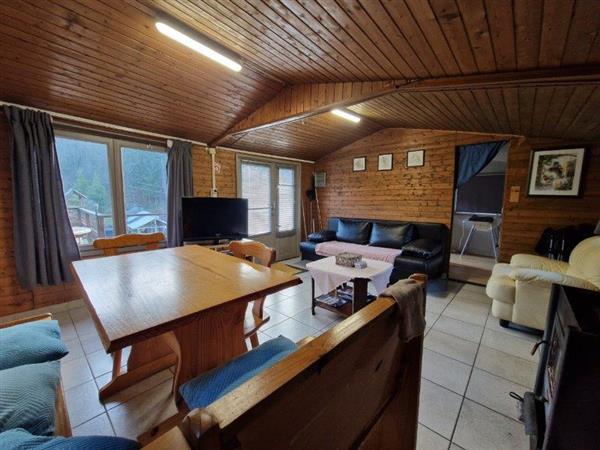 Grote foto auby sur semois chalet met terras en tuin. huizen en kamers vrijstaand