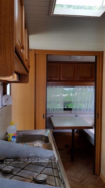 Grote foto goed uitgeruste hobby caravan caravans en kamperen caravans