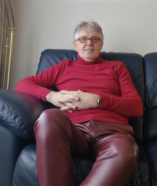 Grote foto meester switch zoekt vrouwelijike switch sub erotiek sm contact