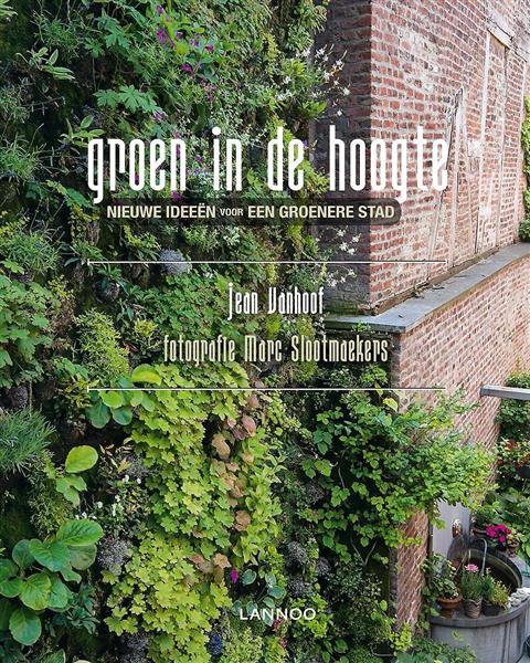 Grote foto groen in de hoogte boeken hobby en vrije tijd