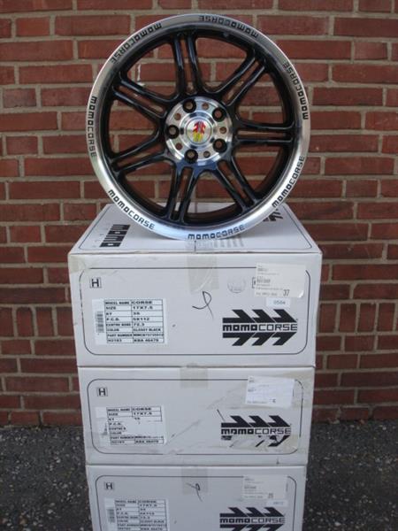 Grote foto 17 inch momo corse black 5x112 7 5j et35 naaf 72 3 auto onderdelen banden en velgen