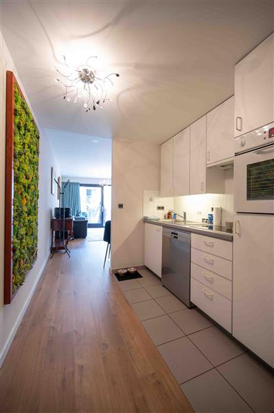Grote foto studio te koop 50m van het strand oostende huizen en kamers appartementen en flats
