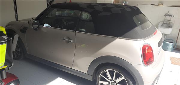 Grote foto mini cooper cabrio aut stromae side walk auto mini