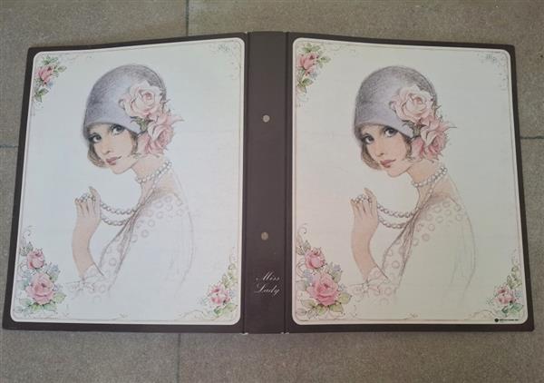 Grote foto vintage ringmap van miss lady 1975 verzamelen retro