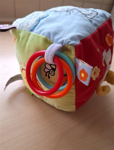 Grote foto woezel en pip zachte activiteiten kubus kinderen en baby babyspeelgoed