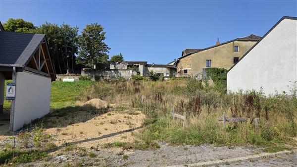 Grote foto ardennen bouwgrond met bouwproject. huizen en kamers kavels benelux