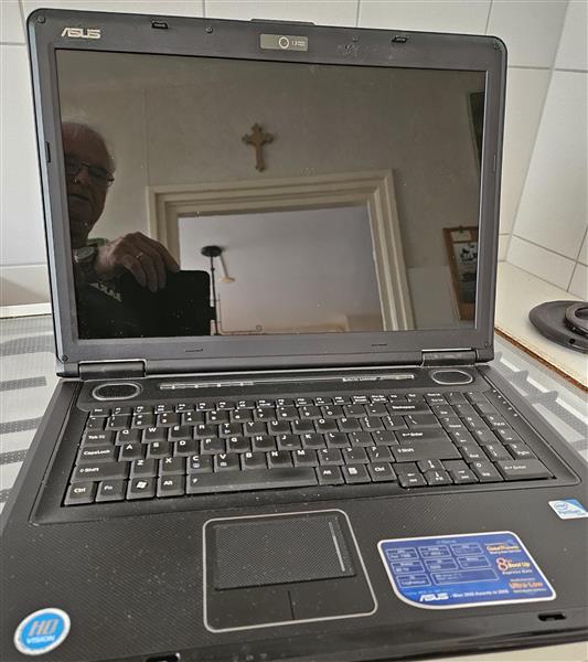 Grote foto 14 asus x71 qseries pent. t3200 computers en software laptops en notebooks