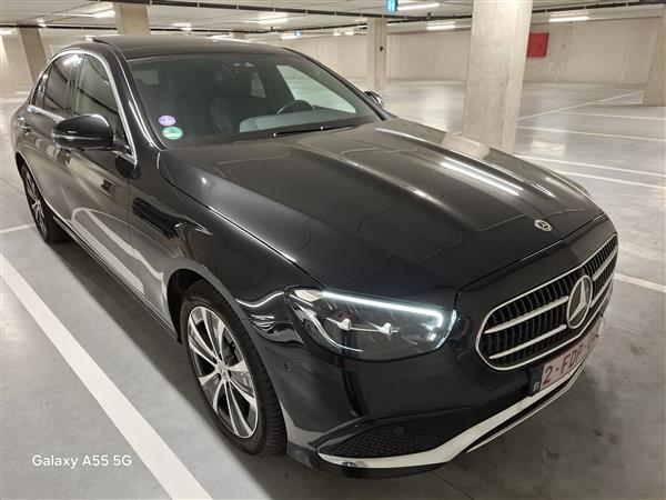 Grote foto mercedes e300de business solution zwart auto mercedes