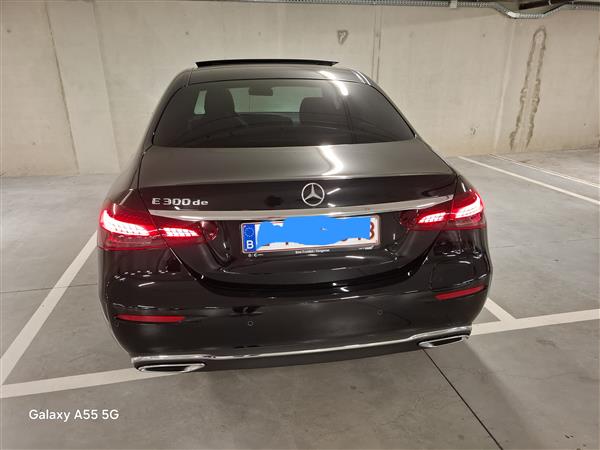 Grote foto mercedes e300de business solution zwart auto mercedes