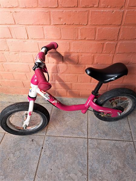 Grote foto loopfietsje fietsen en brommers kinderfietsen