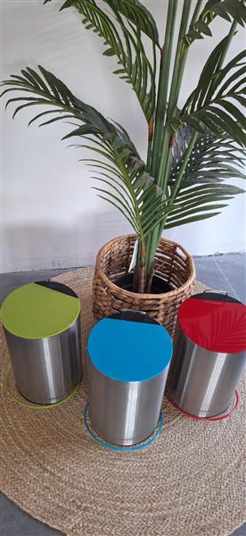 Grote foto pedaalemmer huis en inrichting kantooraccessoires