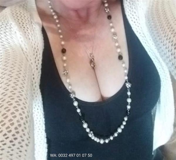 Grote foto cougar zoekt toyboy 18j 35j erotiek contact vrouw tot man